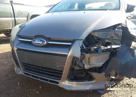 2014 Ford Focus Se из США, поврежденный, VIN 1FADP3F21EL365886